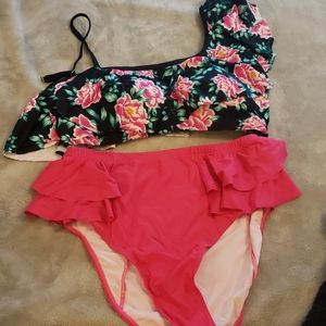 Ruffle one shoulder plus swim top